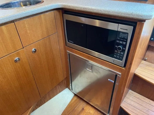 2012 Tiara Yachts 31