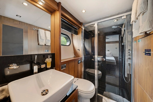 2010 Sunseeker 112