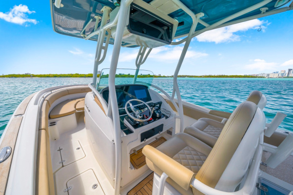 Re Powered 29ft Chris Craft Yacht For Sale