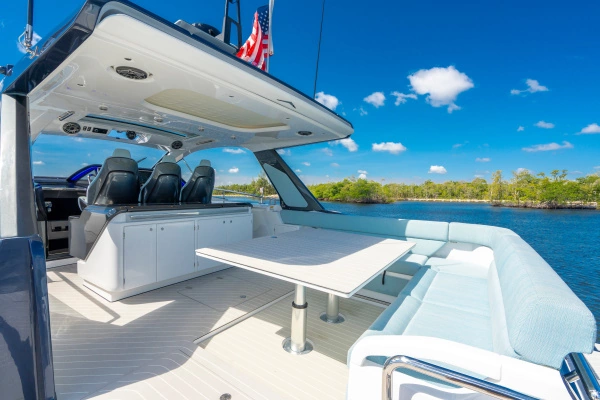 2025 Azimut 48