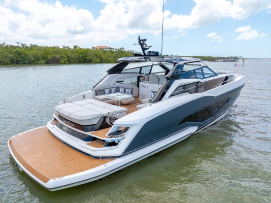 2023 Sunseeker 55