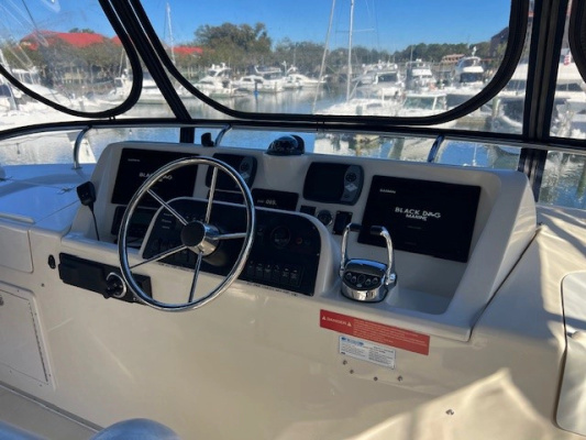 Photo of the 2006 Mainship 43 Trawler