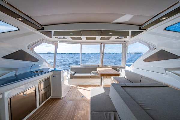 2012 Cranchi 56