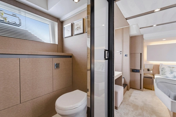 2018 Prestige 63