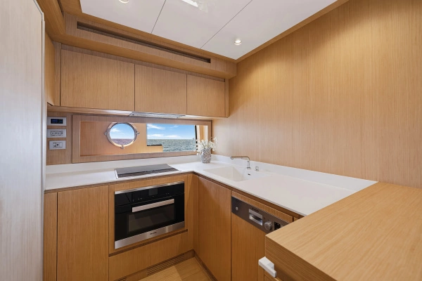 2017 Riva 88