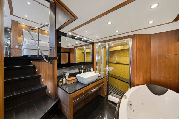 2010 Sunseeker 112