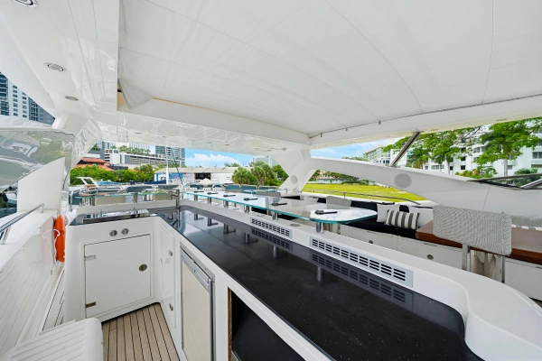 2010 Sunseeker 112