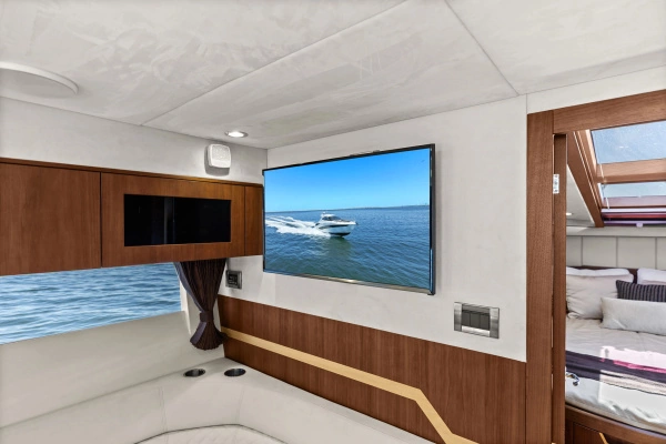 2017 Galeon 44