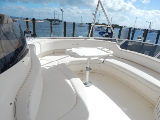 Sea Ray Sedan Bridge Yacht For Sale