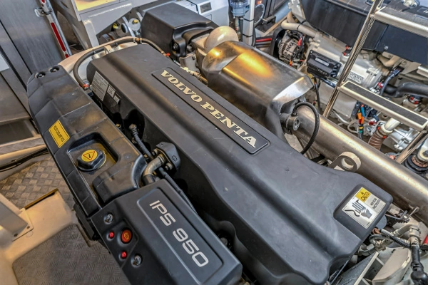 2018 Prestige 63