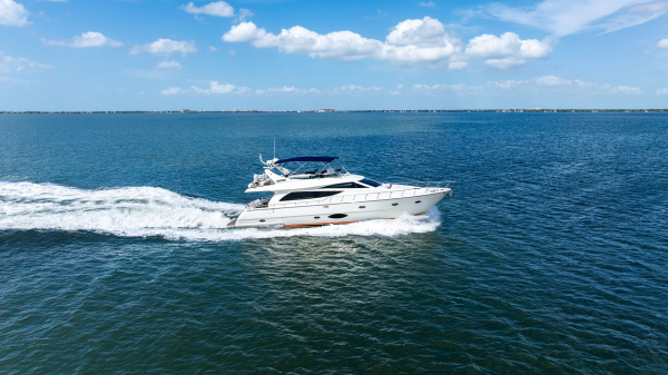 SOLARIS 65ft Uniesse Yacht For Sale
