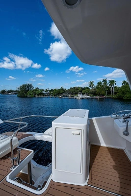 2003 Ocean Yachts 65