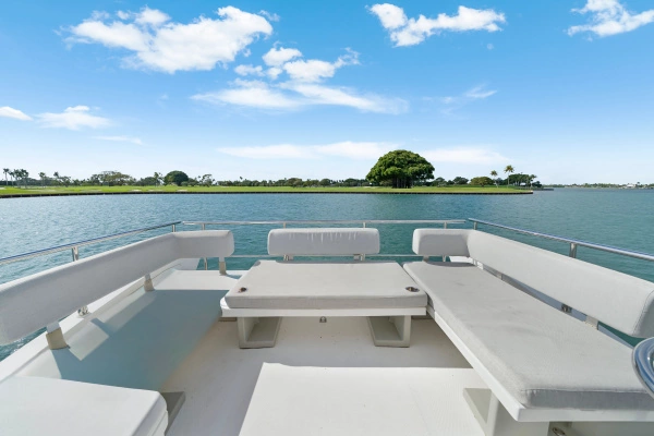 2017 Azimut 50