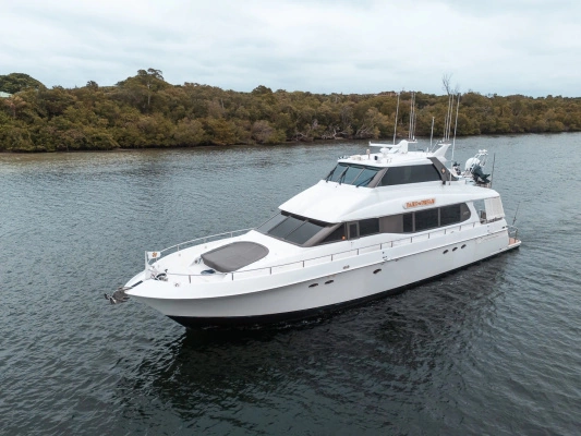 76-ft-Lazzara Yachts-2000-Skylounge-DARE TO DREAM Fort Lauderdale Florida United States  yacht for sale