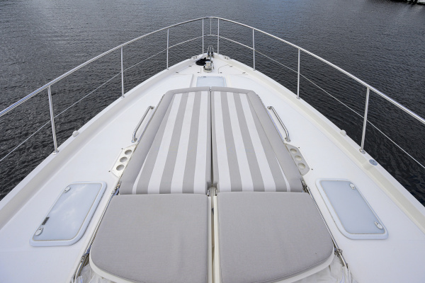 54ft Riviera Yacht For Sale