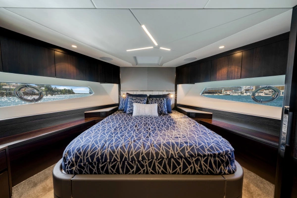 2022 Sunseeker 68