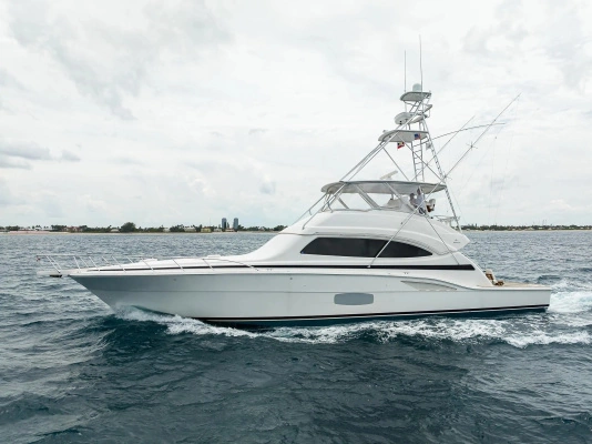 Bertram 700 Yacht For Sale