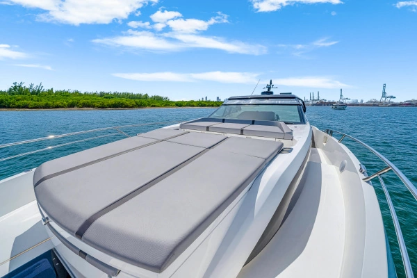 2024 Sunseeker 55