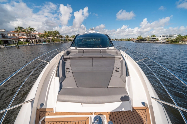 2022 Sunseeker 65
