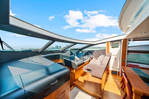 Sunseeker Predator 84 Yacht For Sale