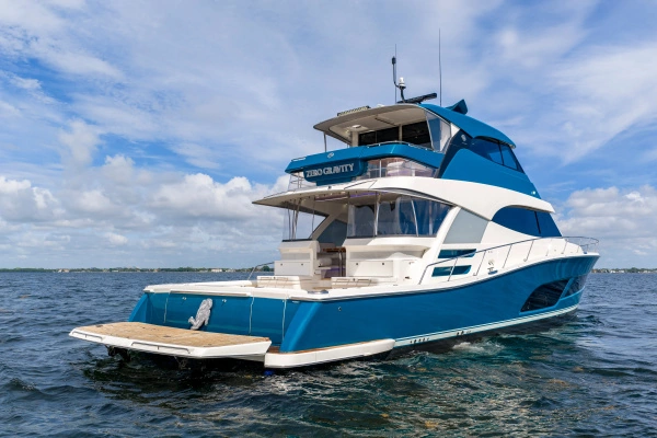 2025 Riviera 72