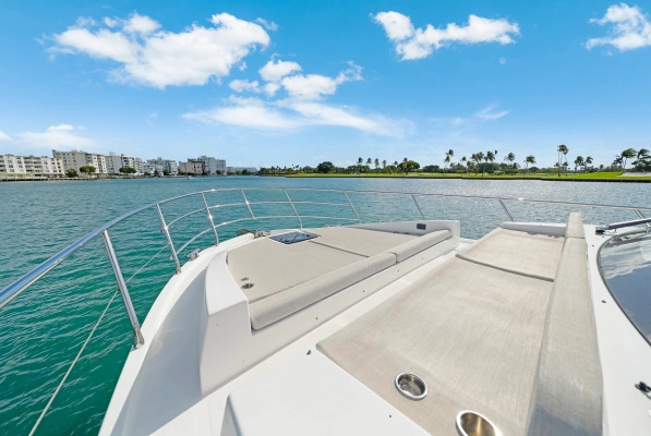 2017 Azimut 50