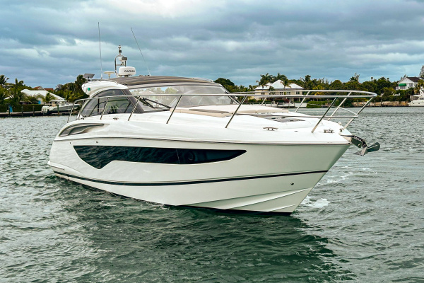 GRAYSKY V 40ft Princess Yacht For Sale