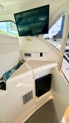 43ft Tiara Yachts Yacht For Sale