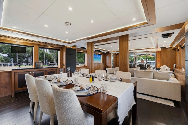 2010 Sunseeker 112