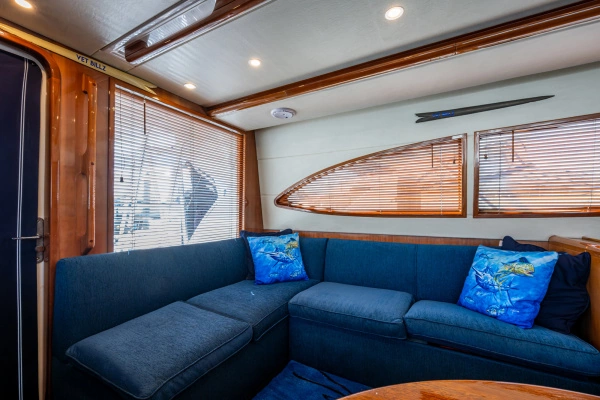 2001 Bertram 39