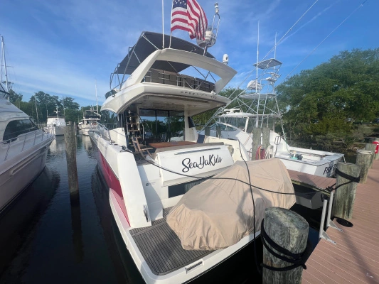 2015 Prestige 55
