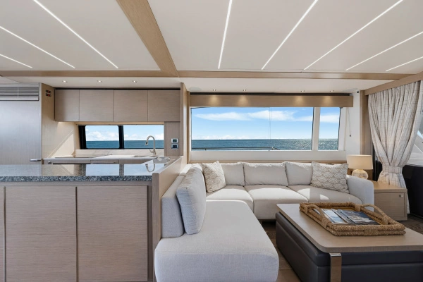 2020 Sunseeker 76