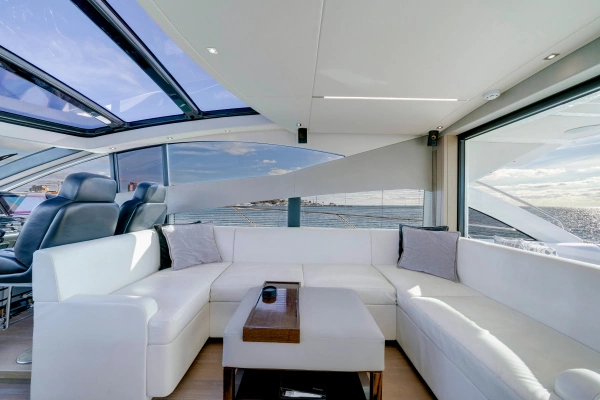 2018 Sunseeker 68