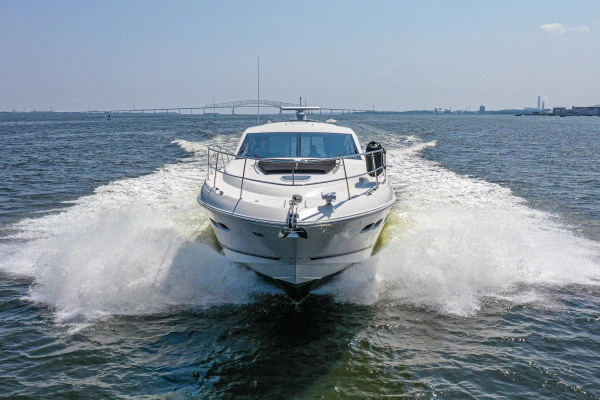 Sea Ray Sundancer 510 Yacht For Sale