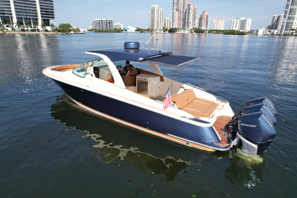 35ft Chris Craft Yacht For Sale
