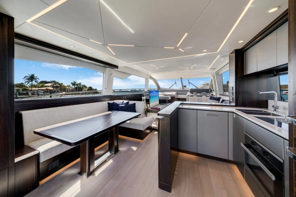 2022 Sunseeker 68