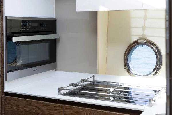 2017 Azimut 50