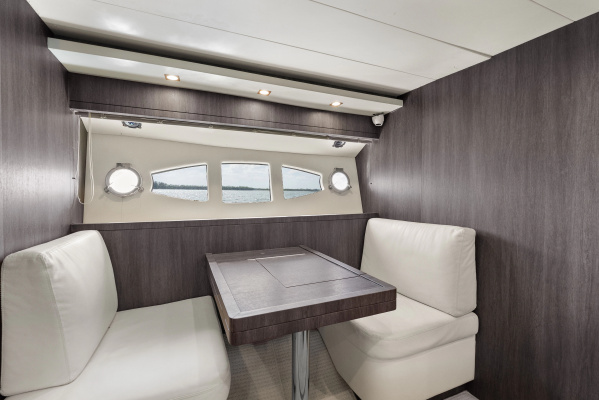SOLARIS 65ft Uniesse Yacht For Sale