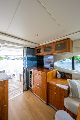 54ft Riviera Yacht For Sale