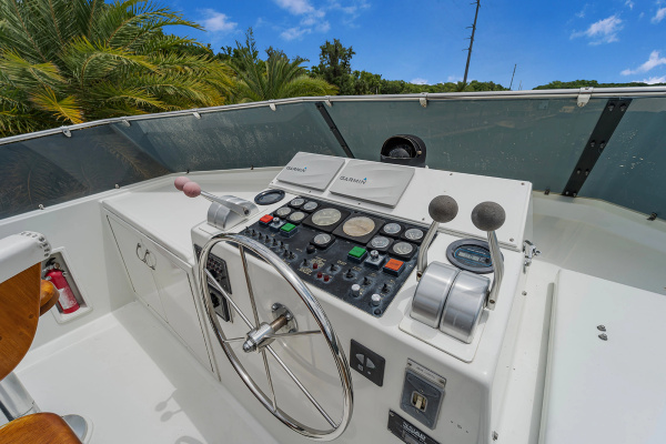 CLOUD 9 54ft Hatteras Yacht For Sale