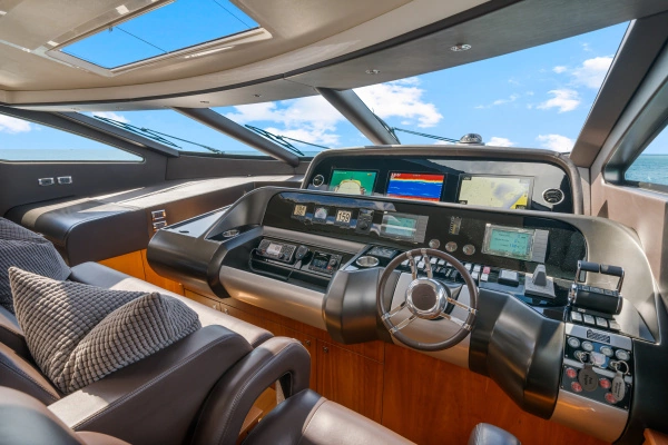 Sunseeker Predator 84 Yacht For Sale