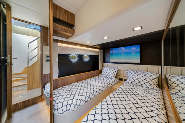 60ft Absolute Yacht For Sale