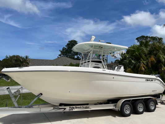 INTENSITY 2 29ft Century Yacht For Sale