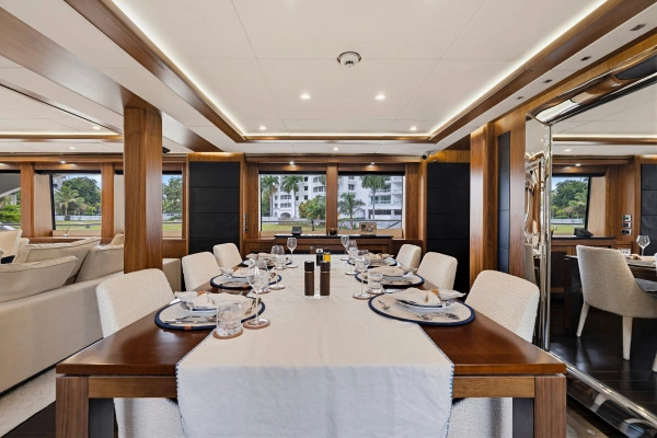 2010 Sunseeker 112