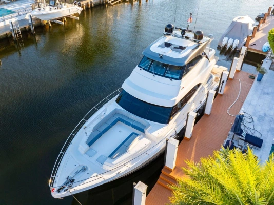 2023 Riviera 64