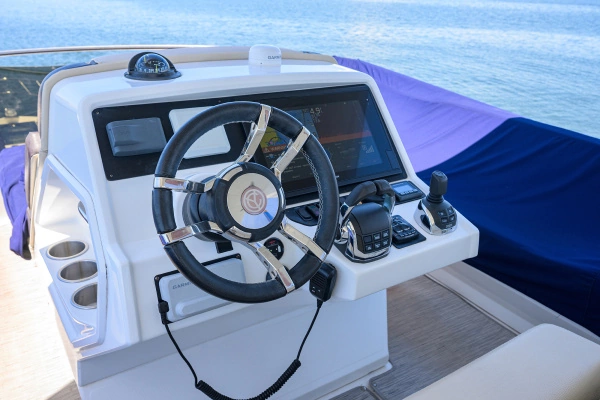 Cruisers Yachts 60 Fly Yacht For Sale