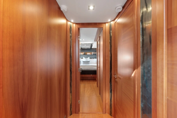 Sunseeker Predator 84 Yacht For Sale
