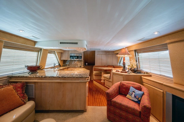 1997 Hatteras 65