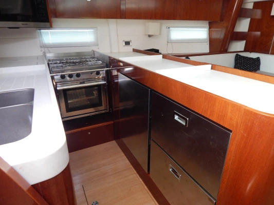 Amel 55 Yacht For Sale