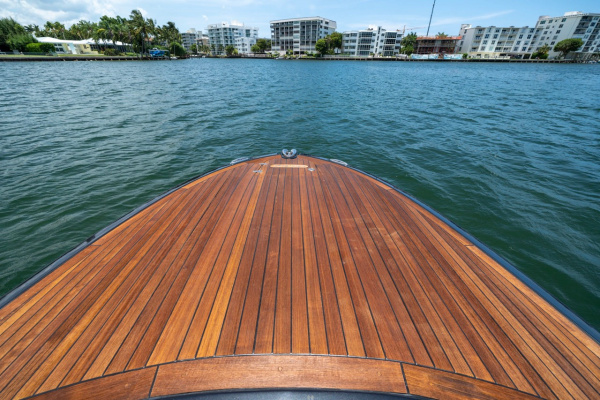 27ft Chris Craft Yacht For Sale
